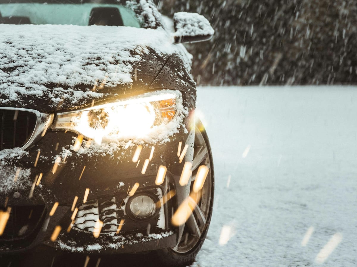 ”Suomi-auto” vs. Tuontipeli 2026 – Myytit vs. todellisuus: Kumpi on se oikea kansallisaarre?