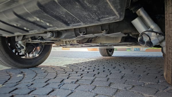 Pitäisikö KaaraTV:n ruveta arvioimaan sähköautojen akun suojausta?