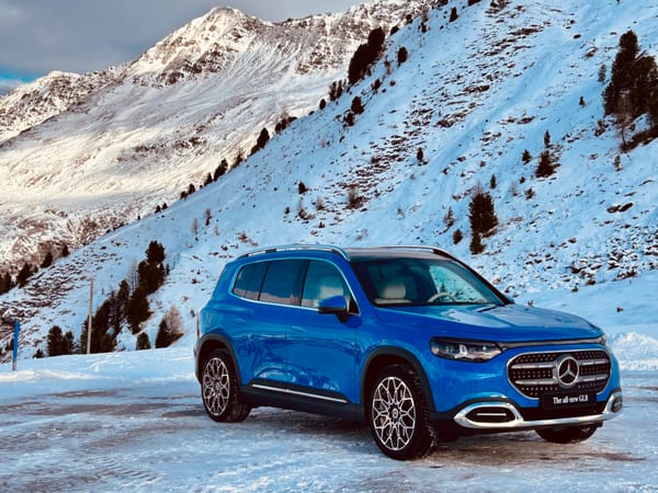 Uusi täyssähköinen Mercedes-Benz GLB saapuu – tilaa seitsemälle ja huippunopea lataus